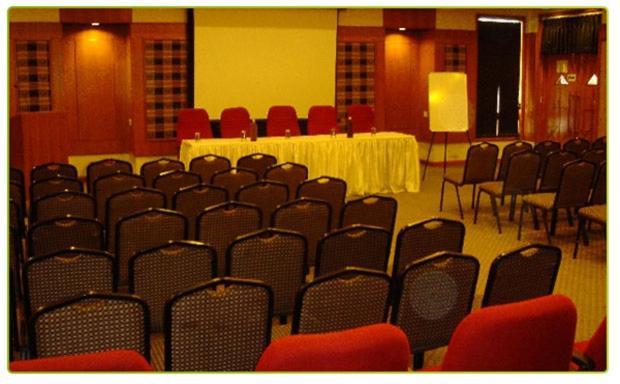 Hotel Mid East Haridaspur Kültér fotó